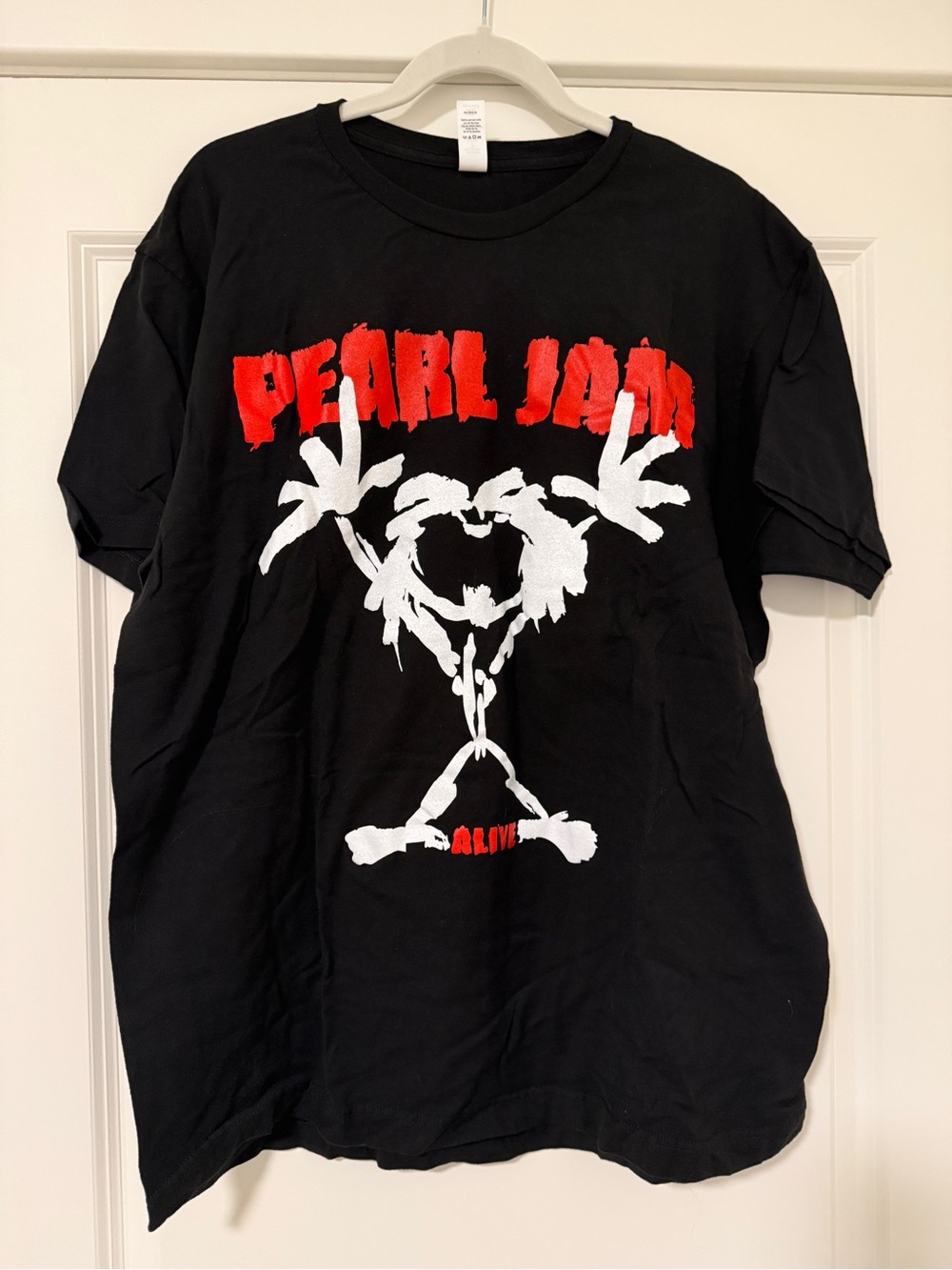 Tultex size XL Black Pearl Jam Graphic Tee with Red & White Print.  Like new.